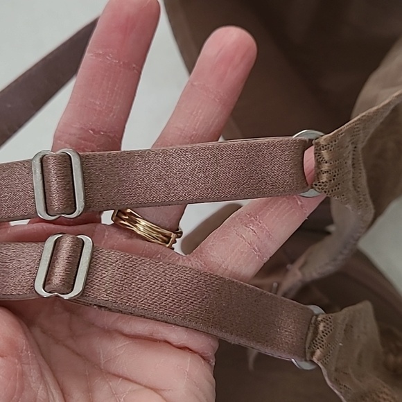 Ambrielle Brown Floral Everyday Full Coverage Underwire Bra size 38D - Picture 2 of 6